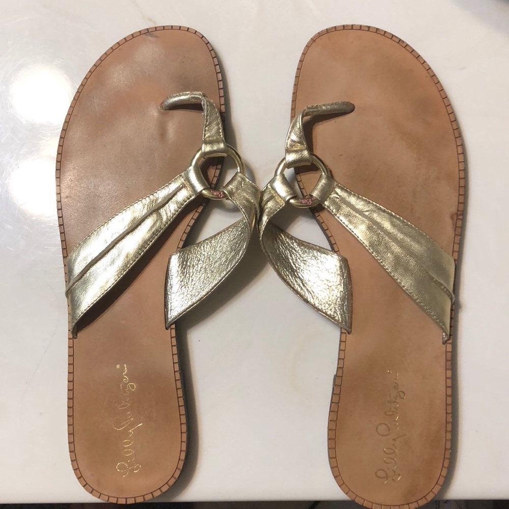 Lilly Pulitzer gold flip flop sandal